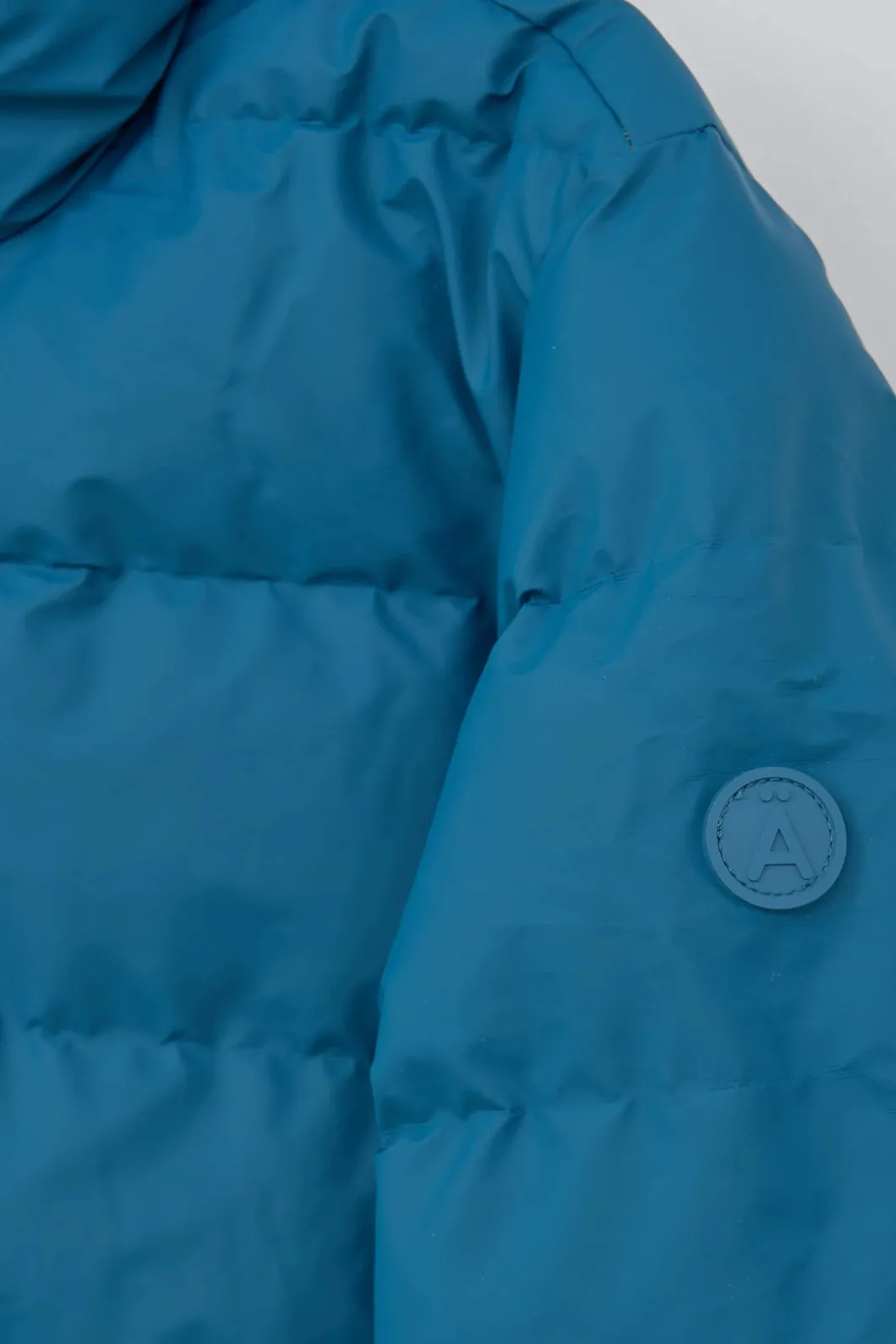 Flash Sale Hrom Hombre Plumíferos