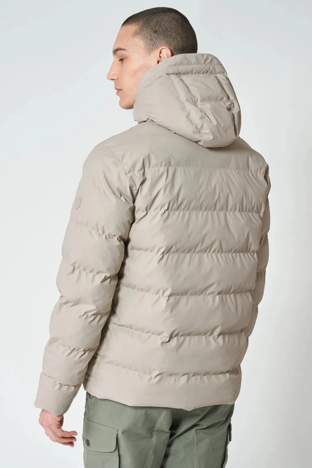 Online Hrom Hombre Plumíferos