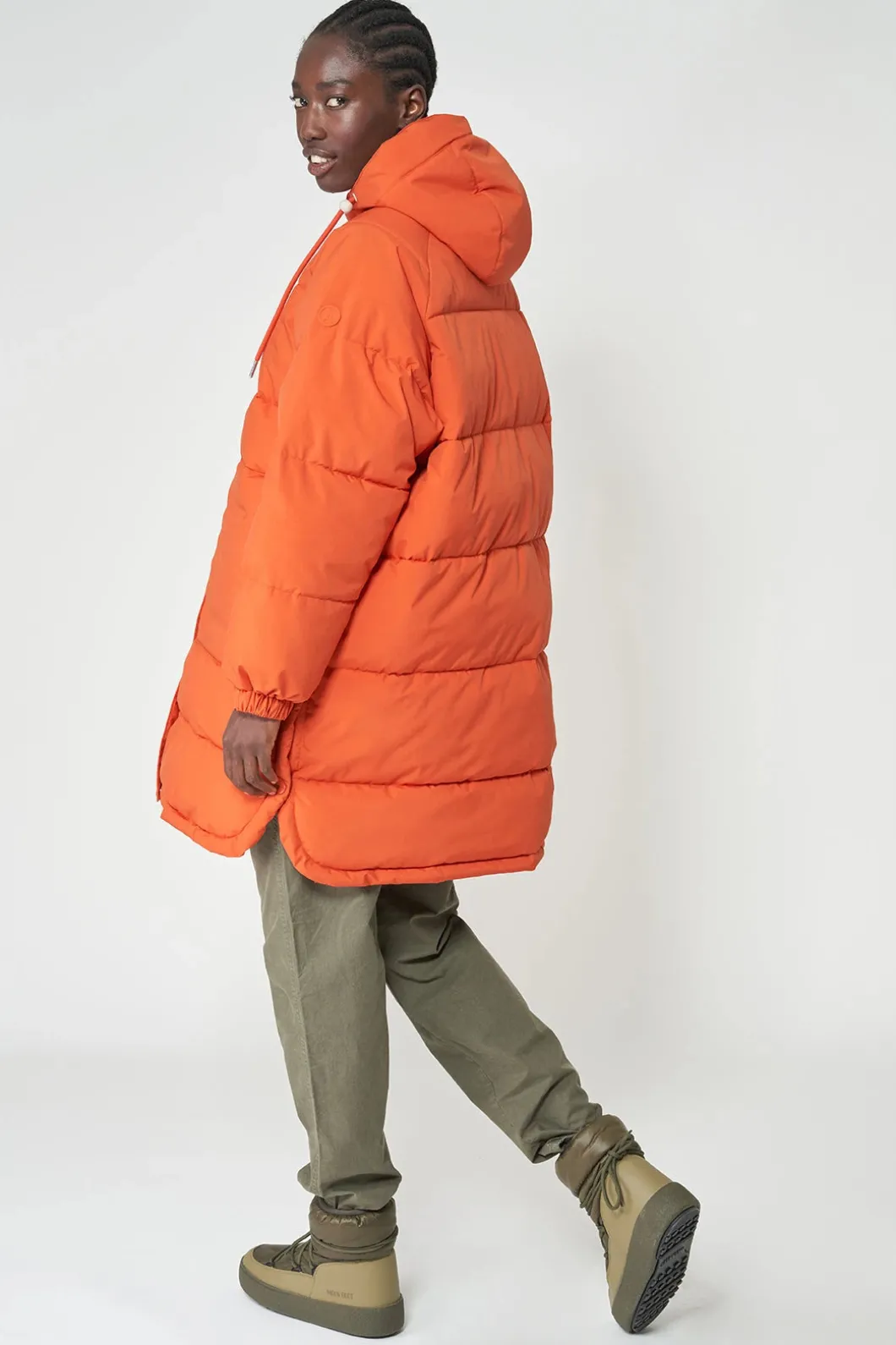 Online Lumi Mujer Plumíferos